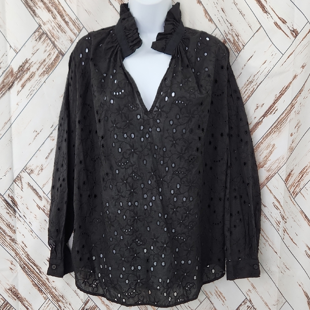 A Shirt Thing Penelope Black Eyelet‎ Top